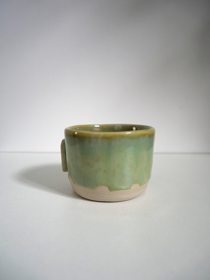 Tasse médaillon vert thé  n°1