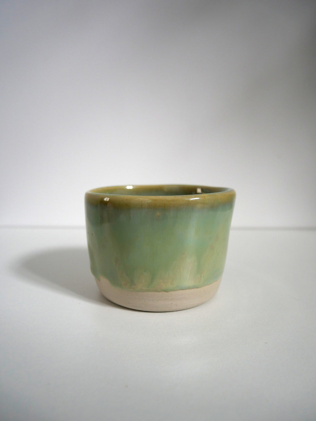 Tasse médaillon vert thé  n°1