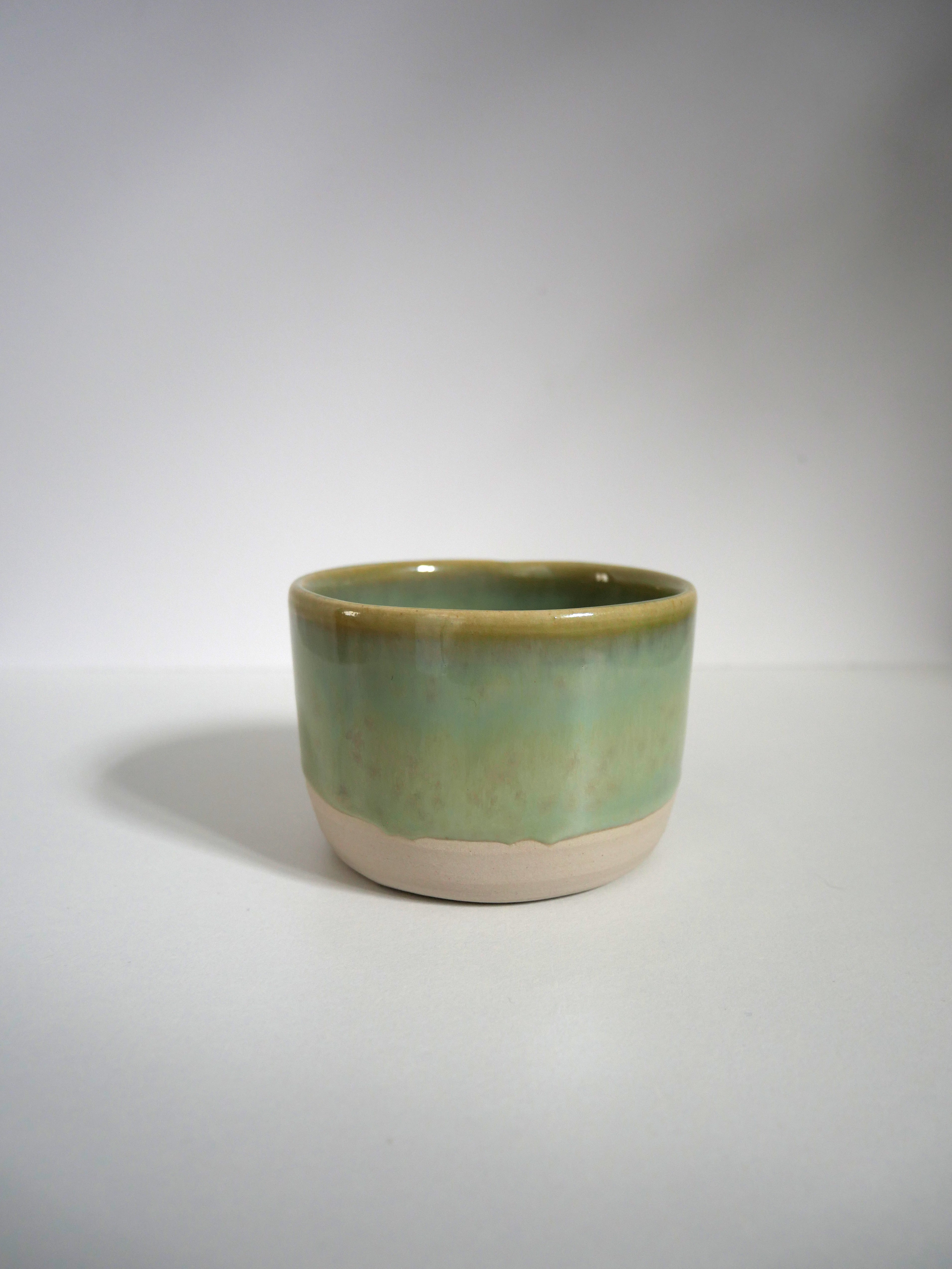 Tasse médaillon vert thé n°2