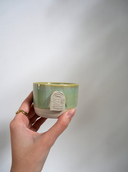 Tasse médaillon vert thé n°2