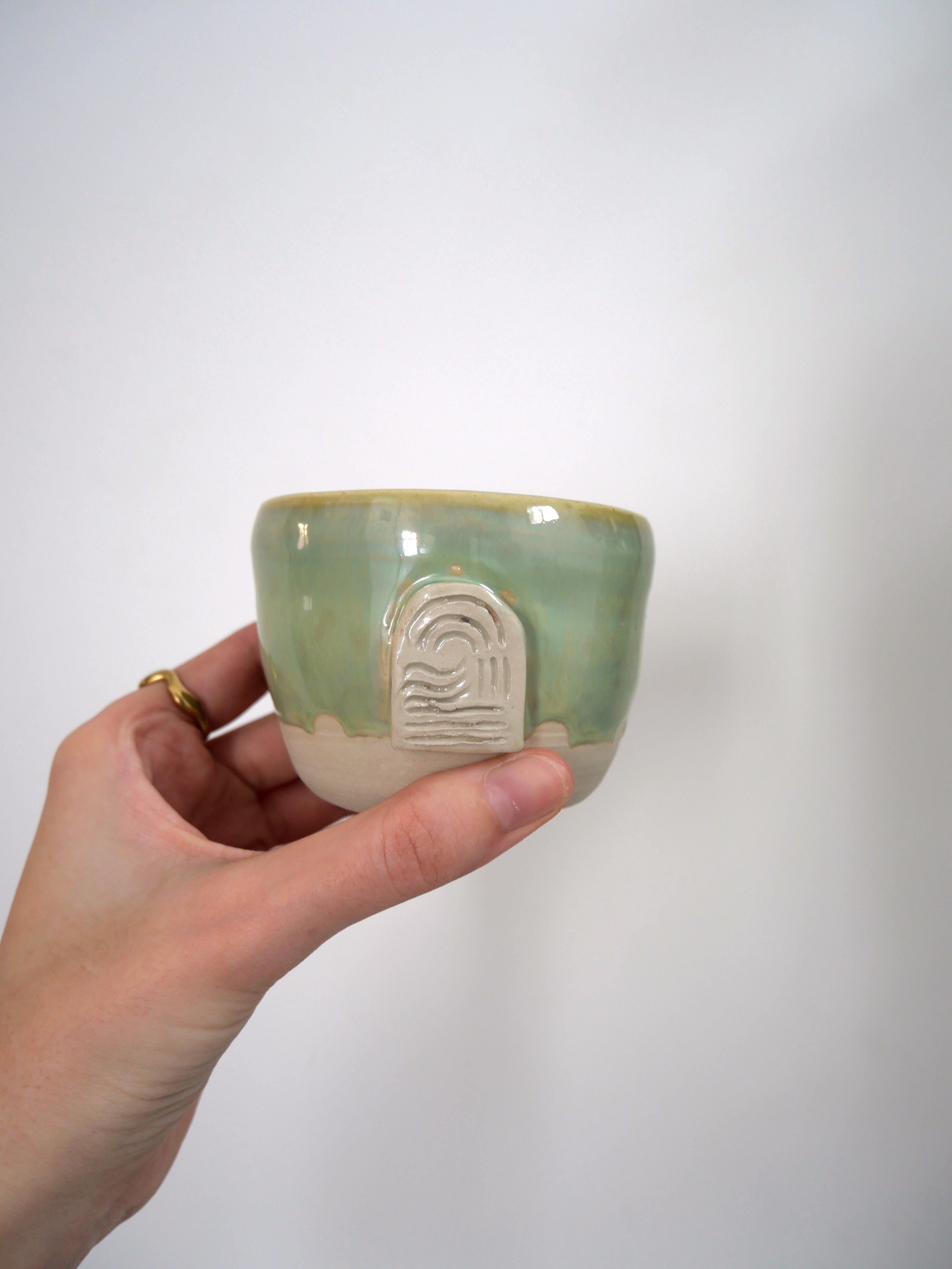 Tasse médaillon vert thé n°3