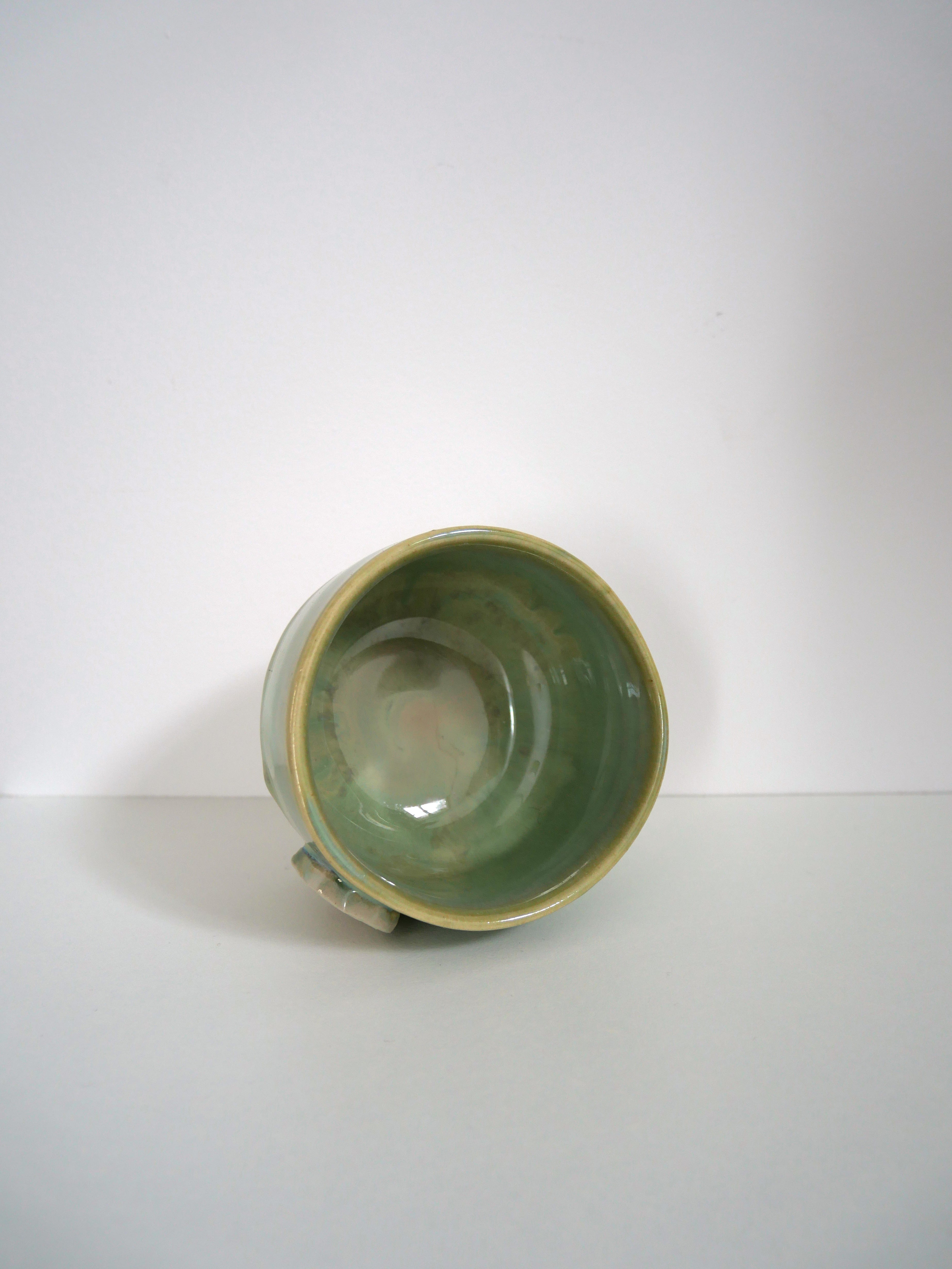 Tasse médaillon vert thé n°4